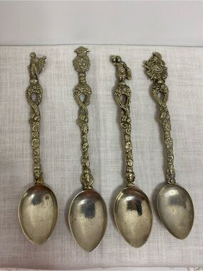Vintage Montagnani Style Italy 4 Demitasse Spoons Silver Plated Florentine
